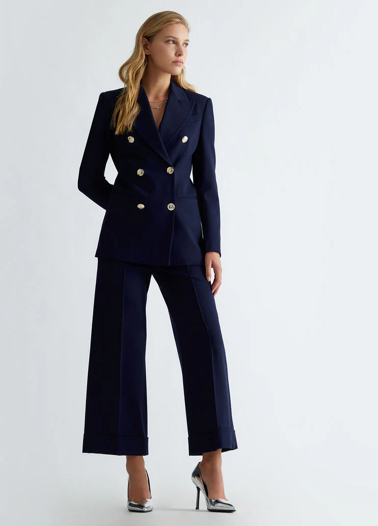 Cropped trousers with belt