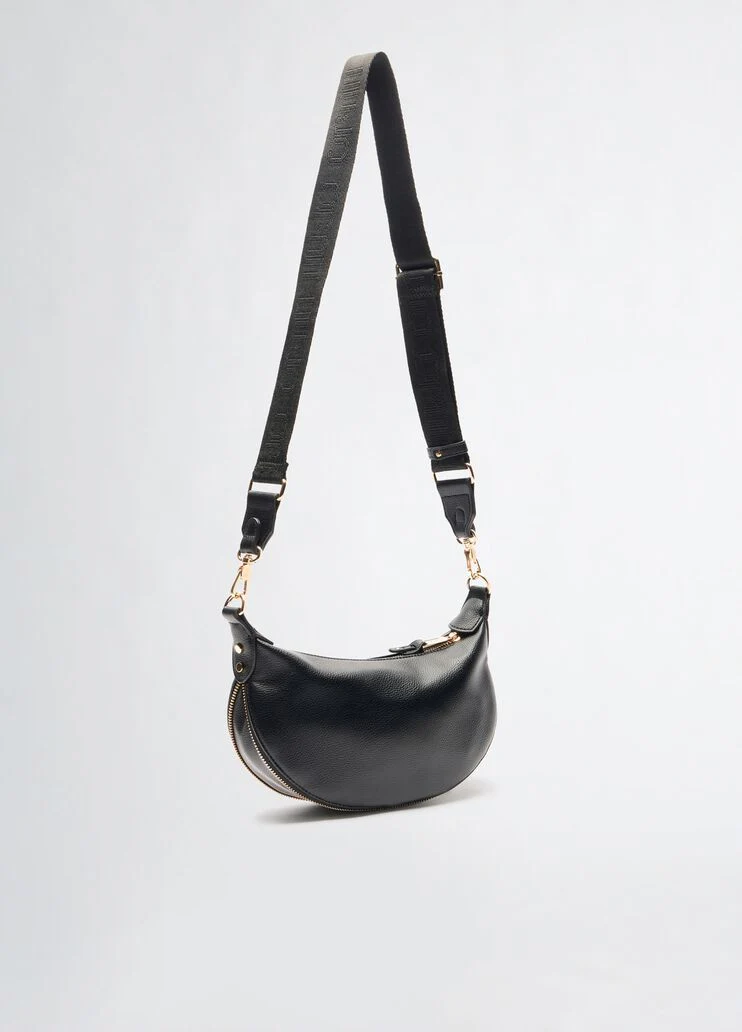 Black shoulder bag