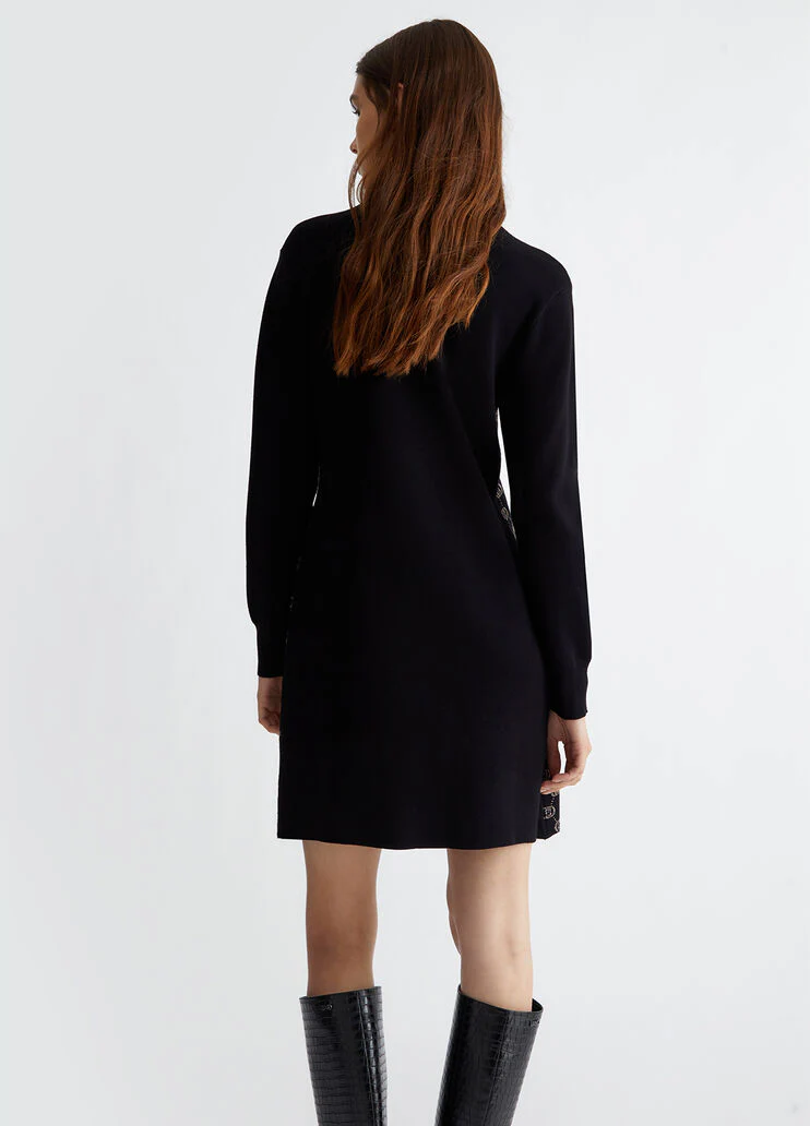 Knit dress with logo