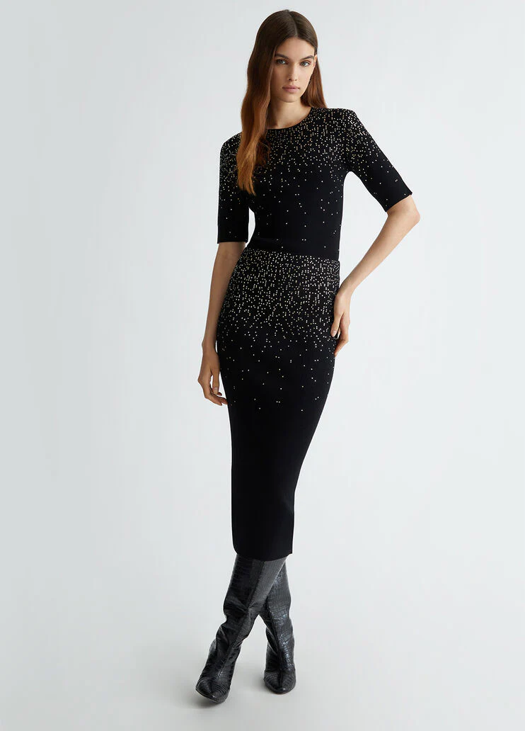 Top with dégradé gemstones