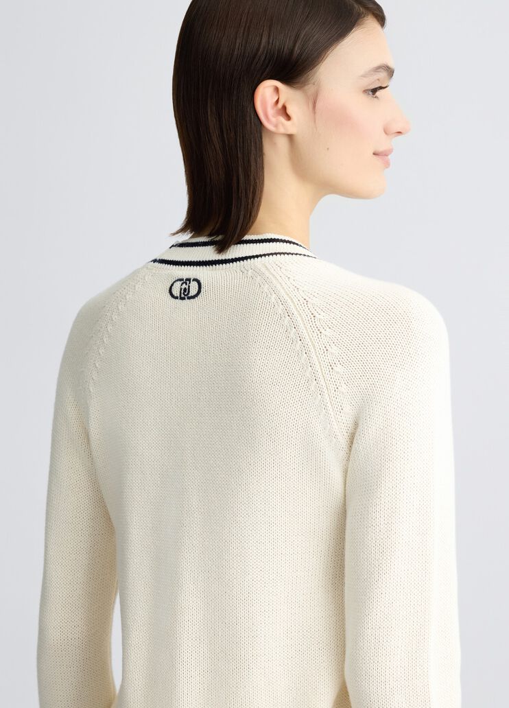 White cardigan with sequins