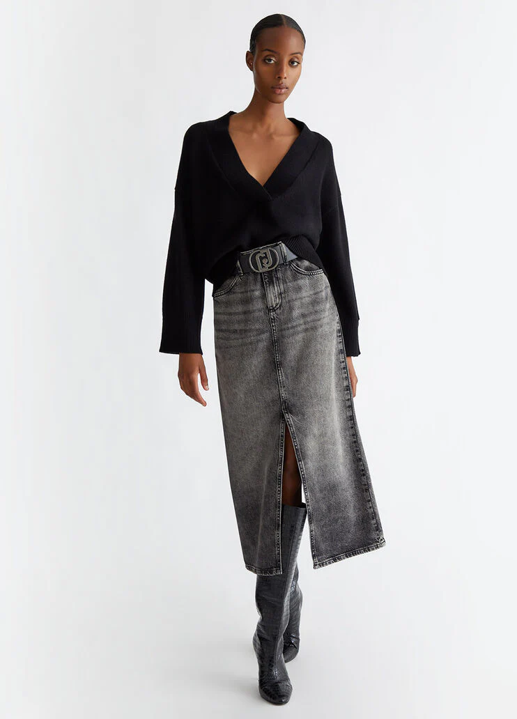 Wool and cashmere sweater