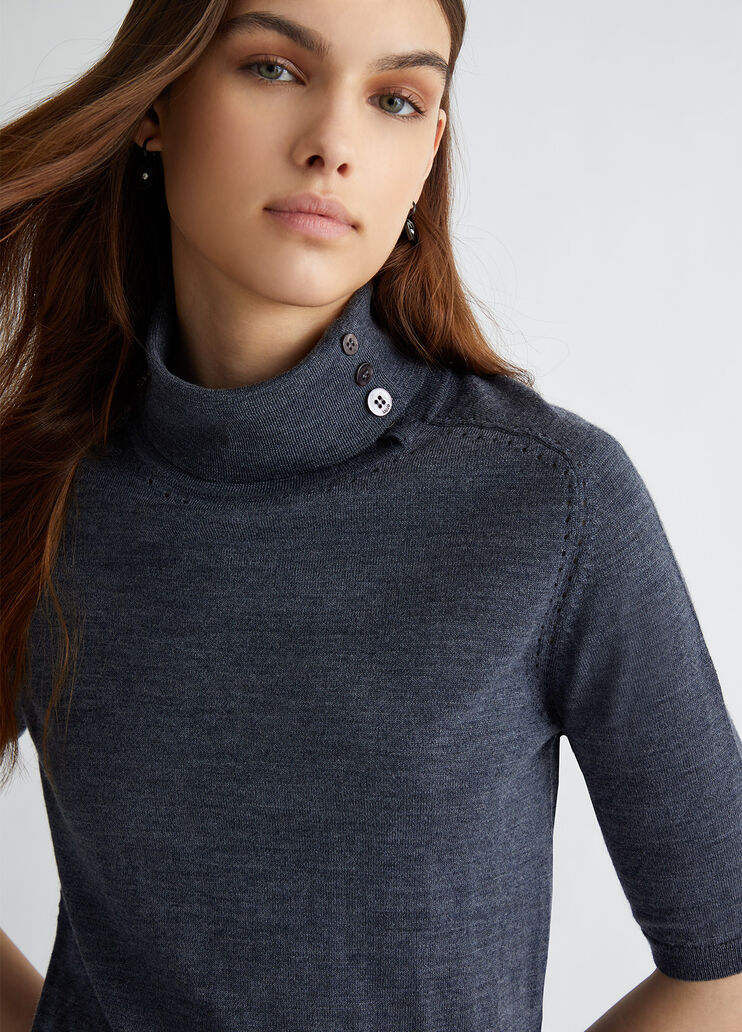 Woollen turtleneck
