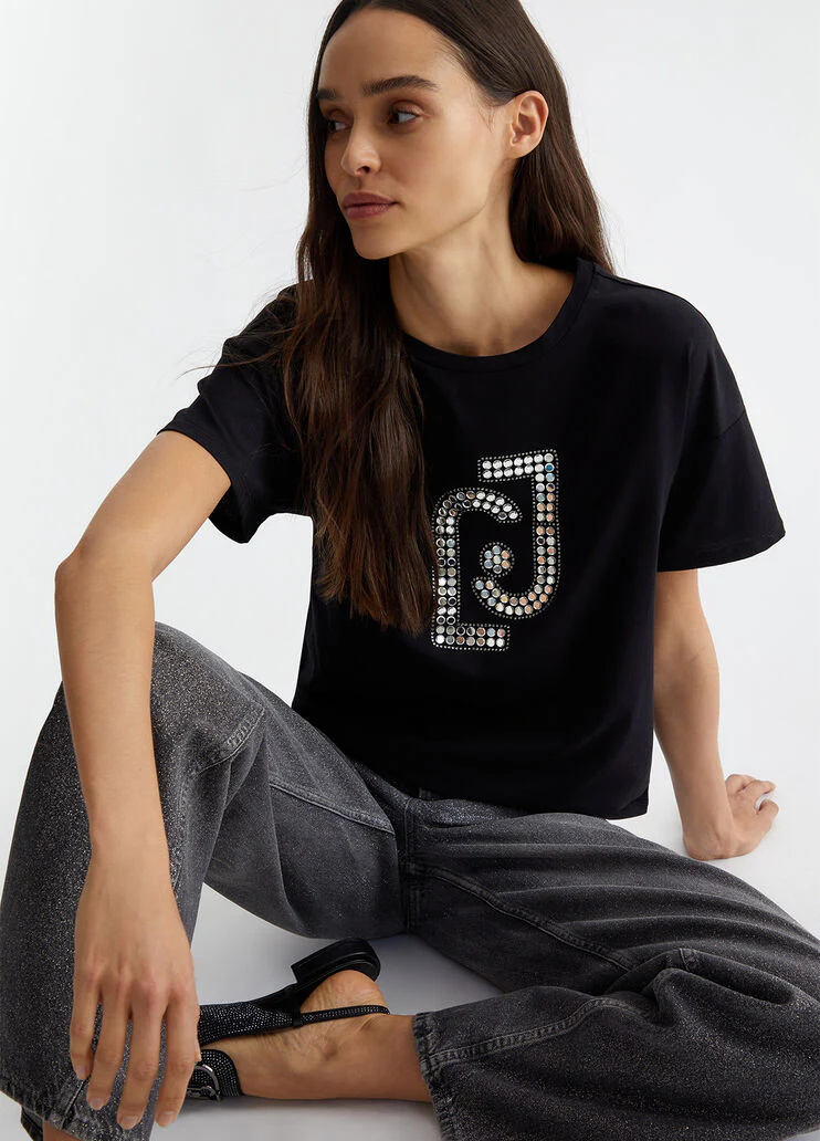 T-shirt with logo and gemstones