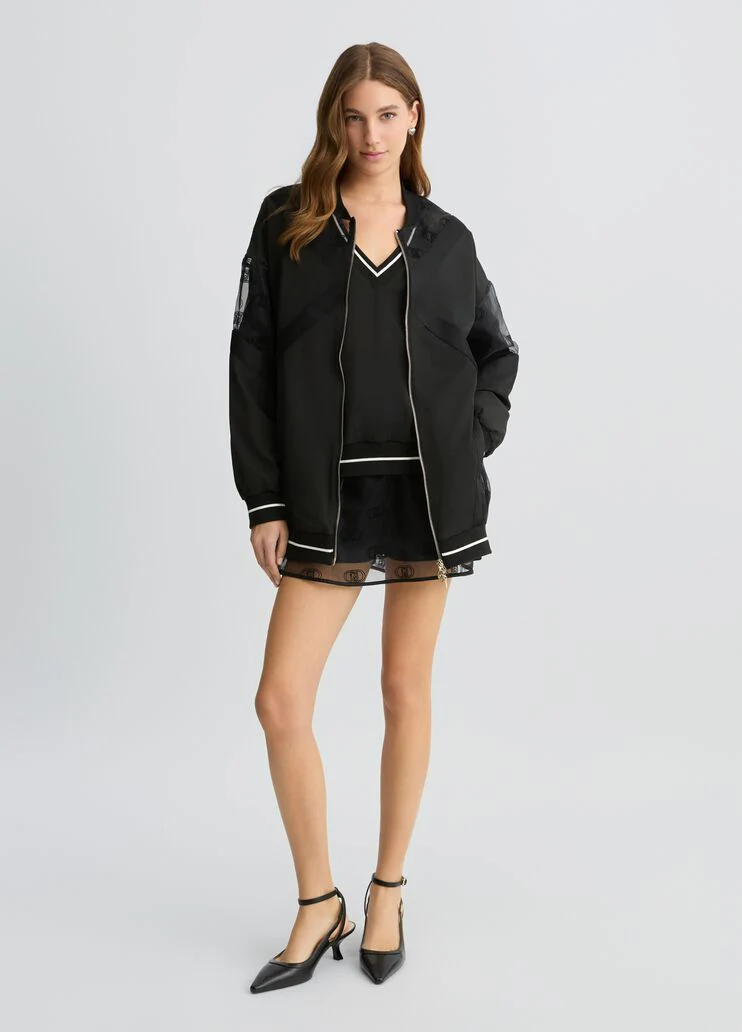 Jacket with zip and logo