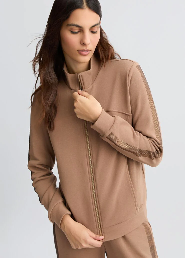 Brown sweatshirt with rhinestones