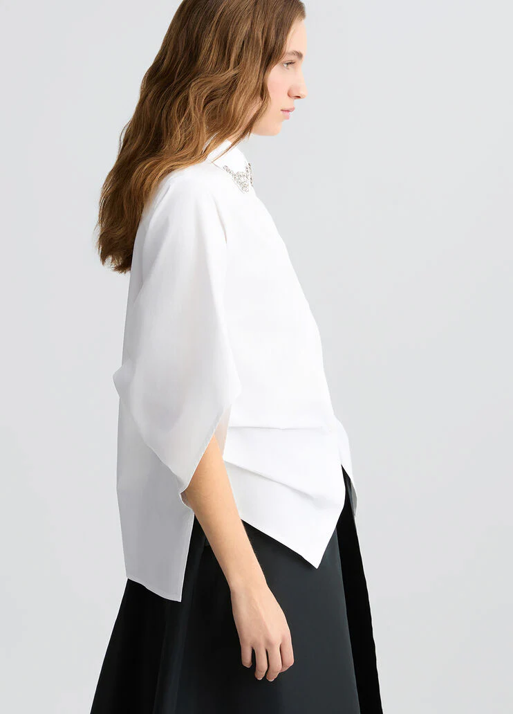 White shirt with bejewelled embellishment