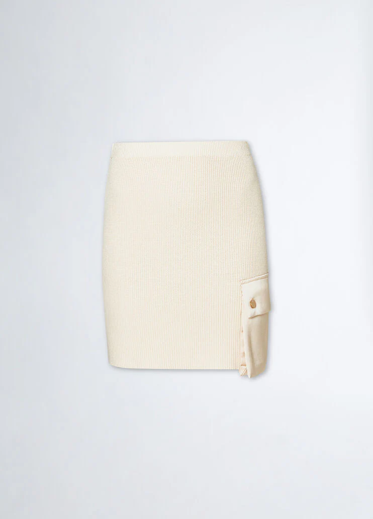Knit miniskirt with pocket