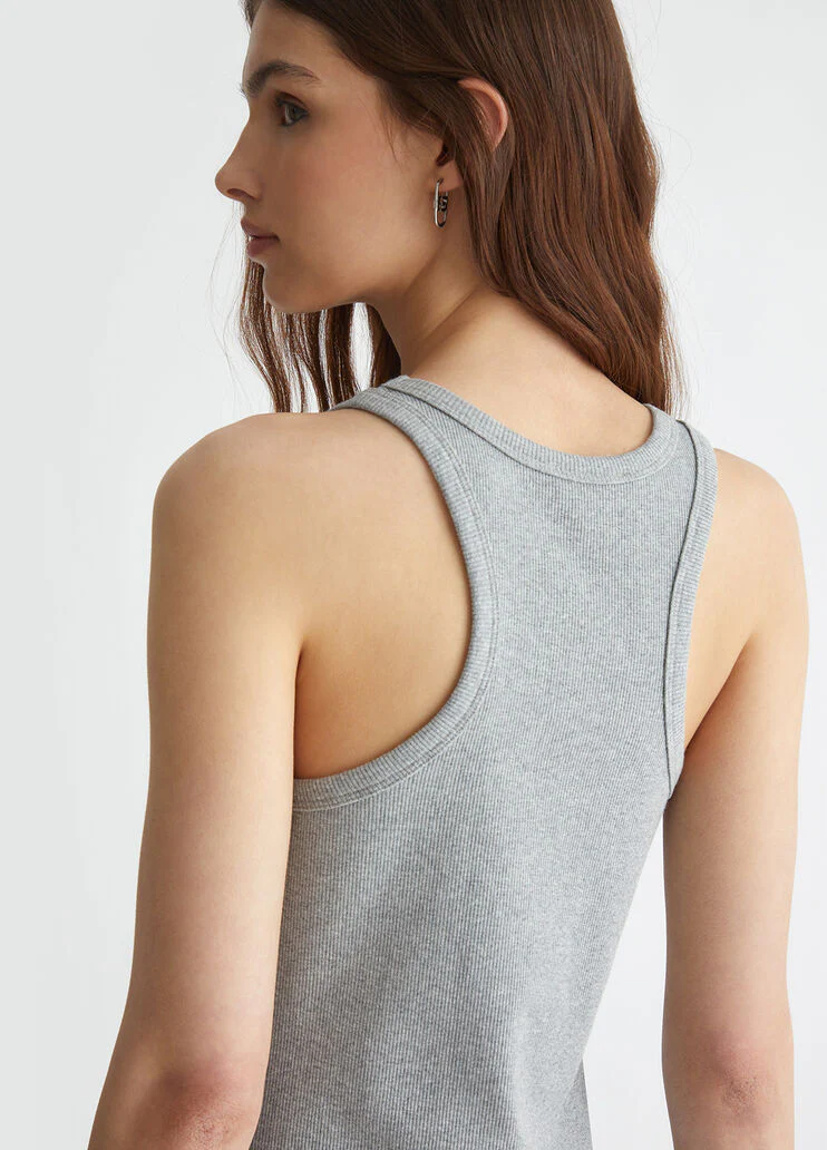 Ribbed top with logo