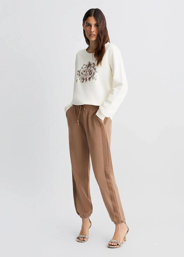 Sweatshirt with animal print and rhinestones