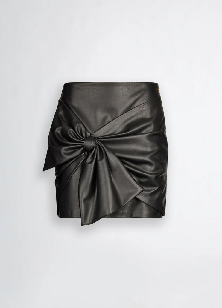 Black mini skirt with bow