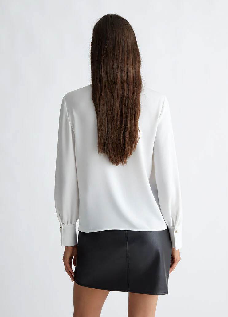 Crepe blouse