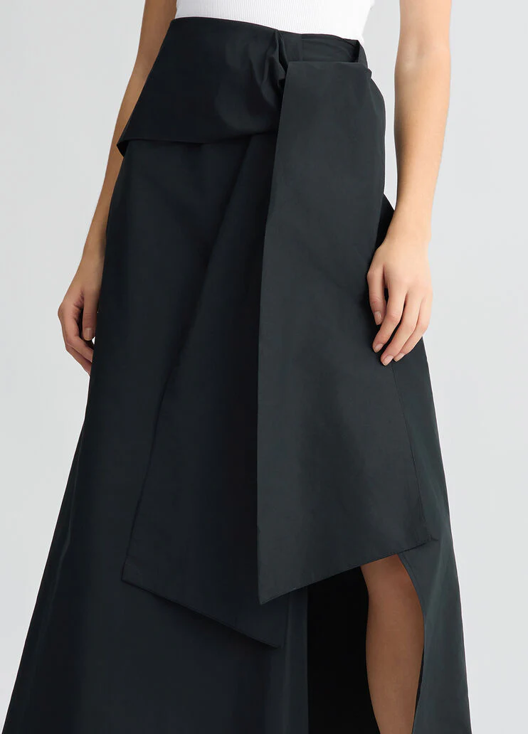 Black taffeta skirt