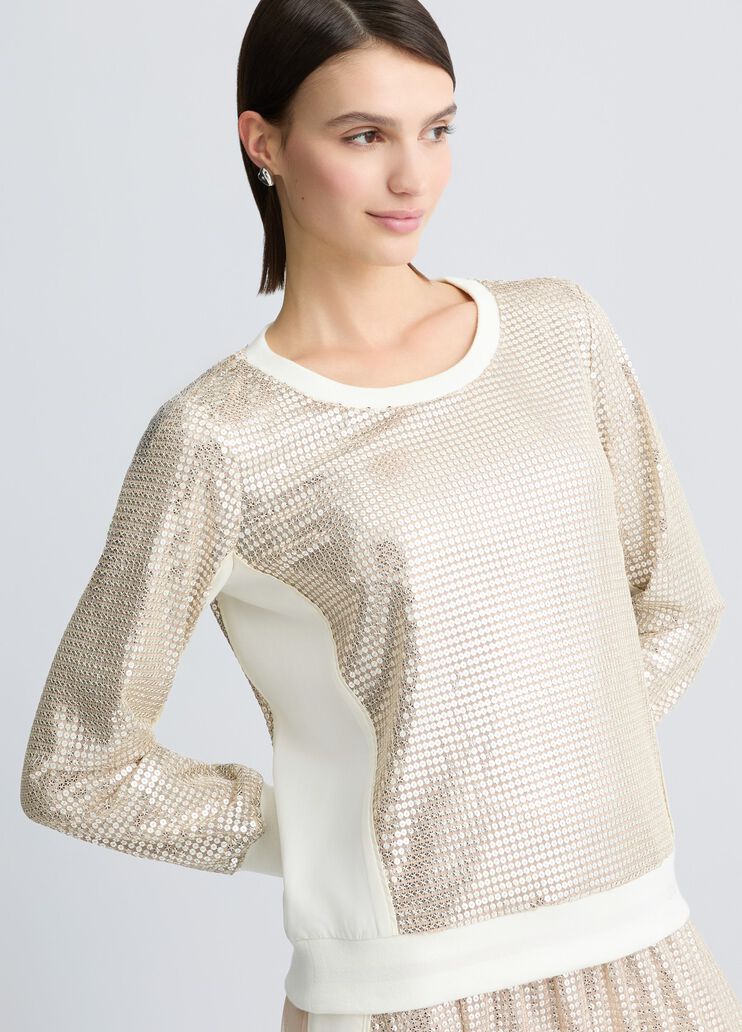Sweatshirt with sequins