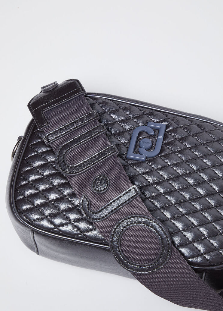Quilted crossbody bag