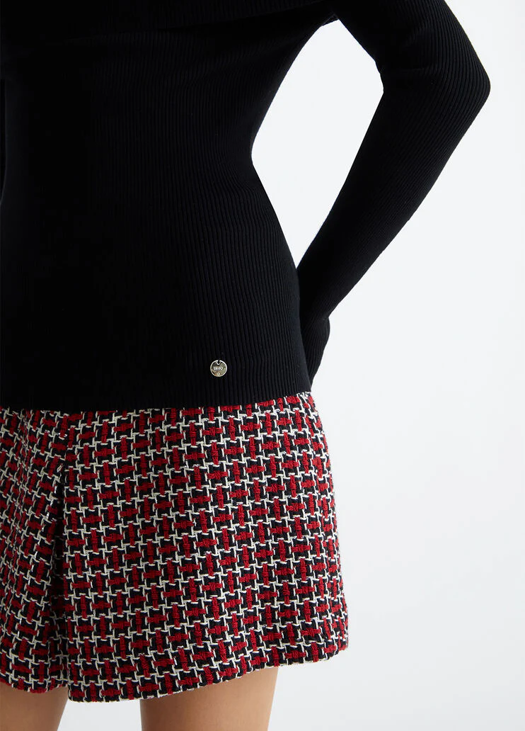 Black off-the-shoulder jumper