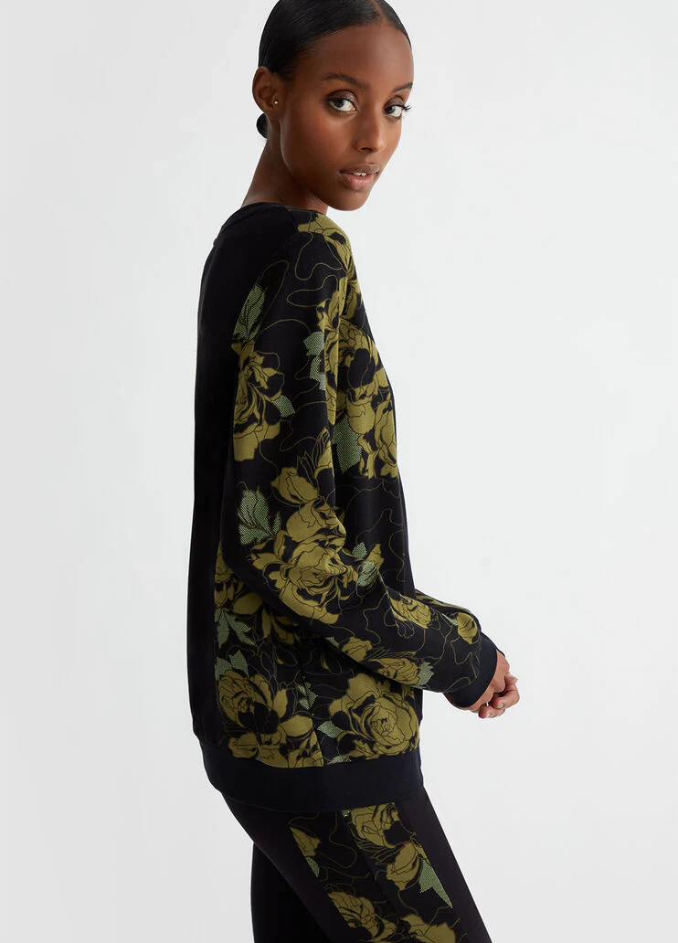 Sweatshirt with floral print