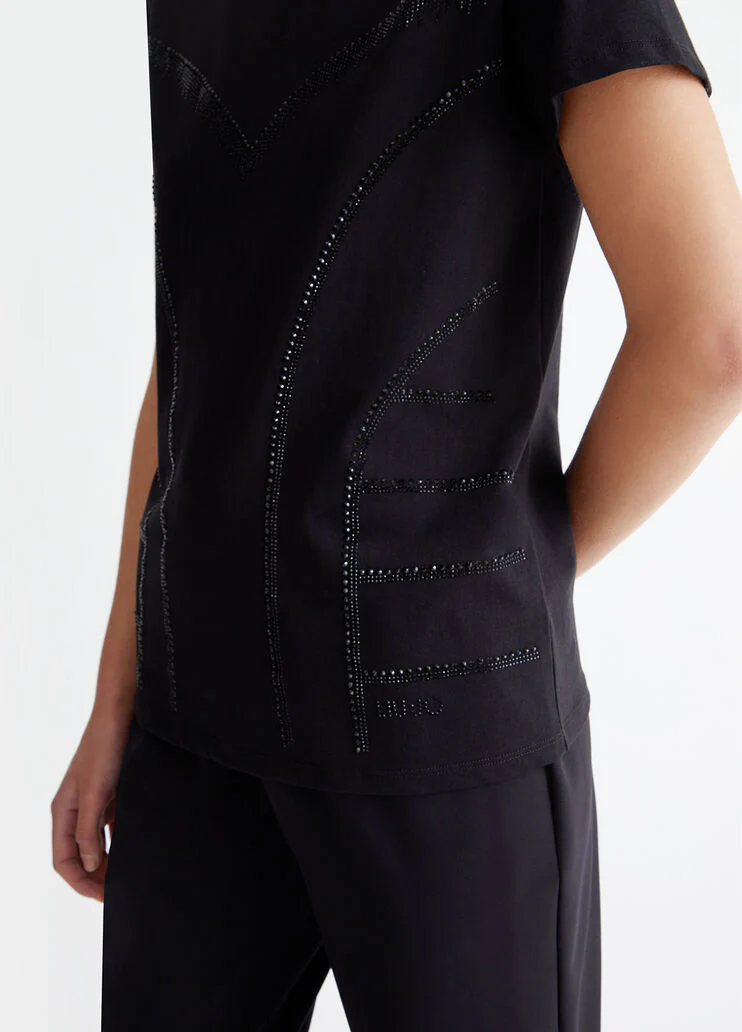 T-shirt with rhinestones