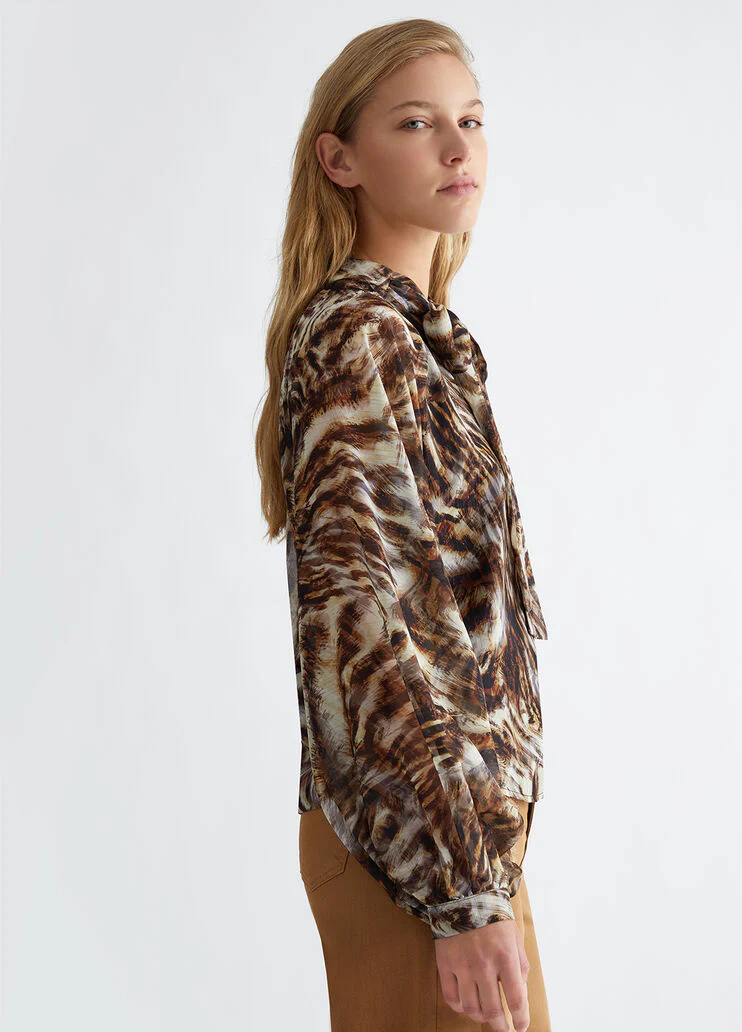 Blouse with animal-print