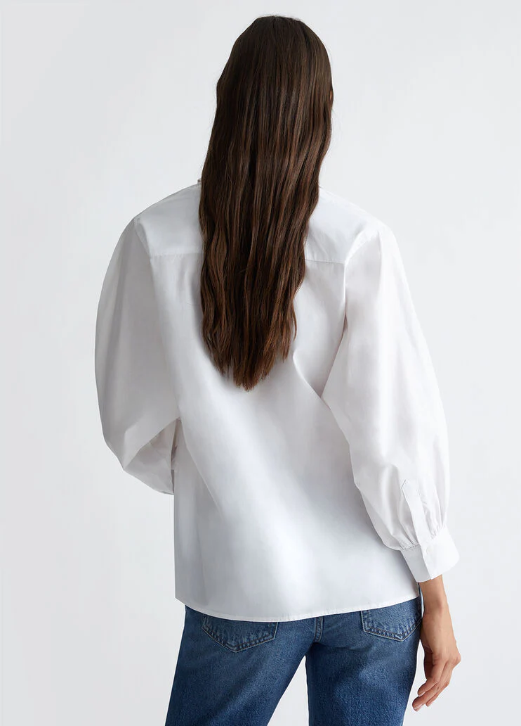 Poplin shirt with brooch