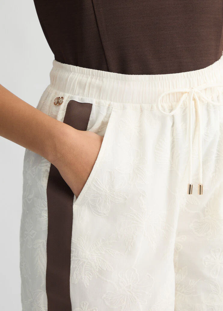 Embroidered cotton shorts