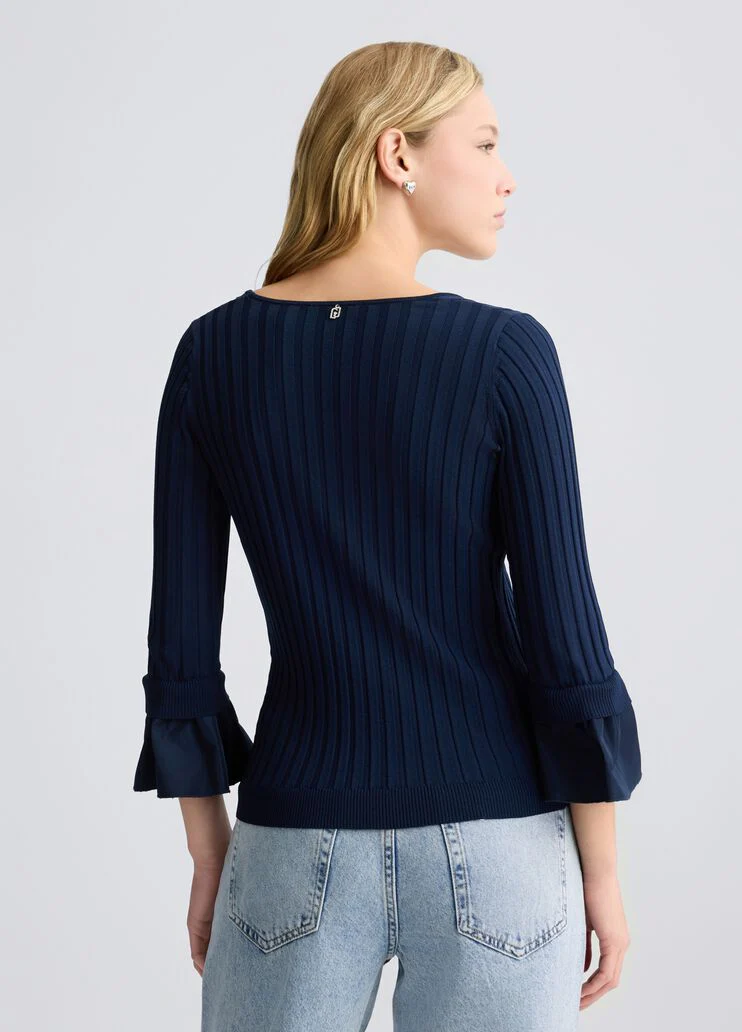 Jumper with flounced sleeves