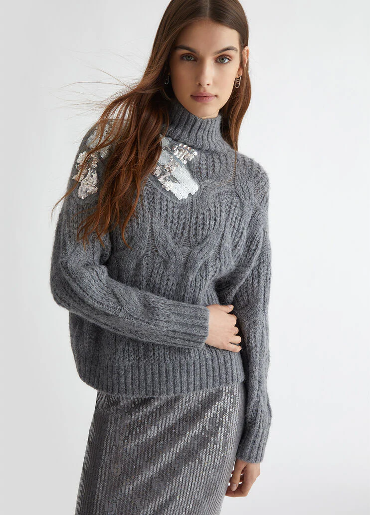 Turtleneck with sequins