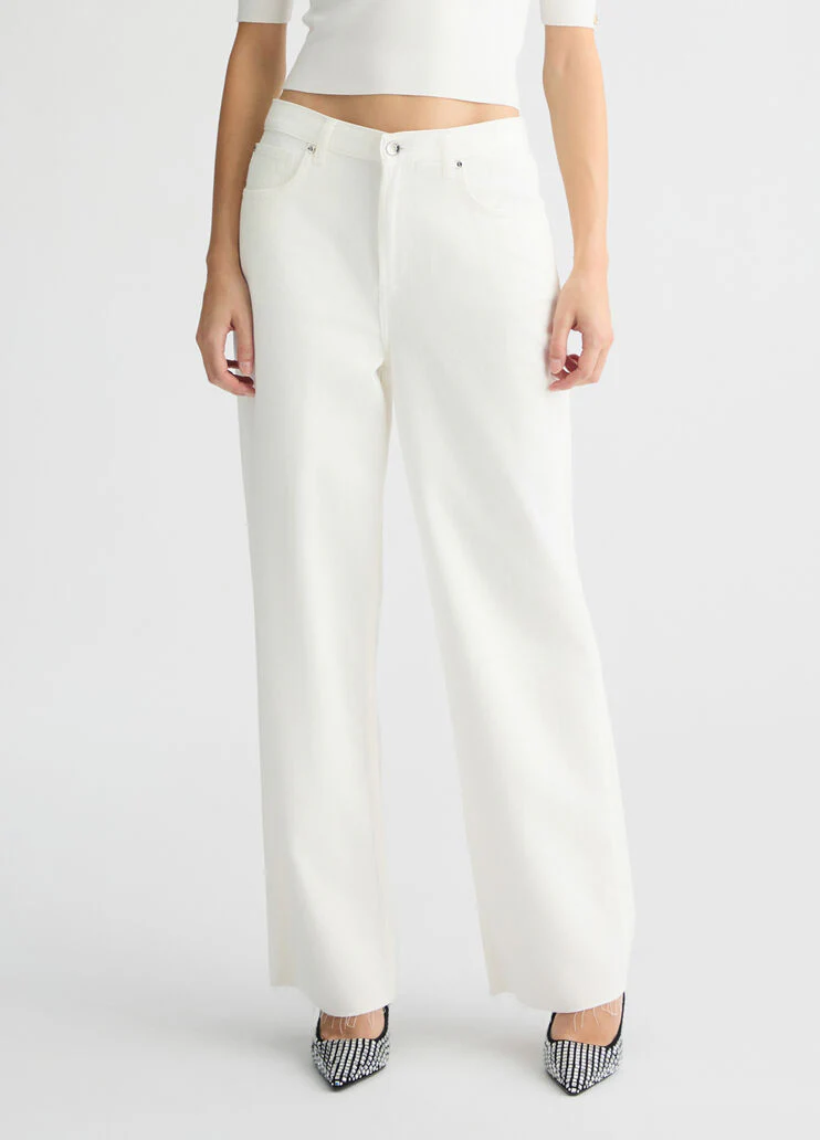 Wide-leg trousers