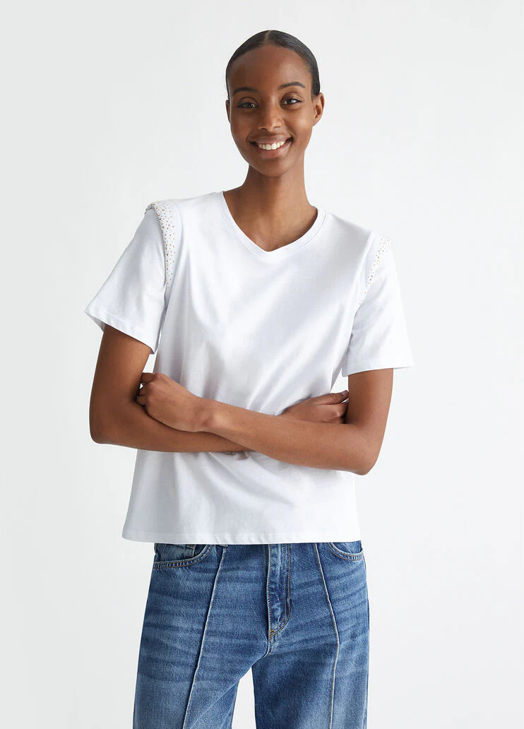 T-shirt with rhinestones