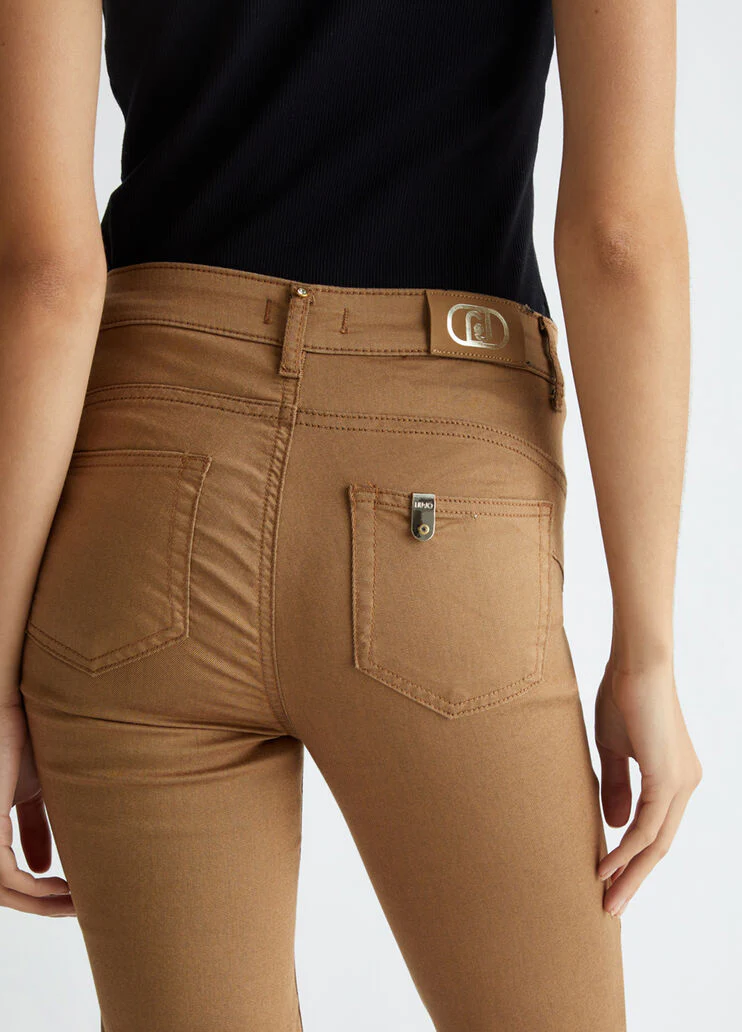 Cropped Bottom Up trousers