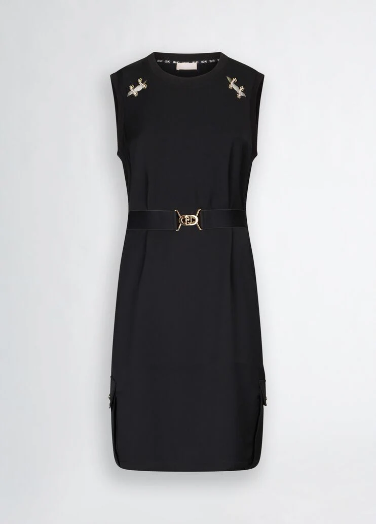 Short dress with belt