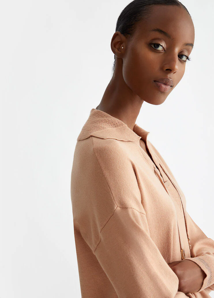 Sweater with tie details