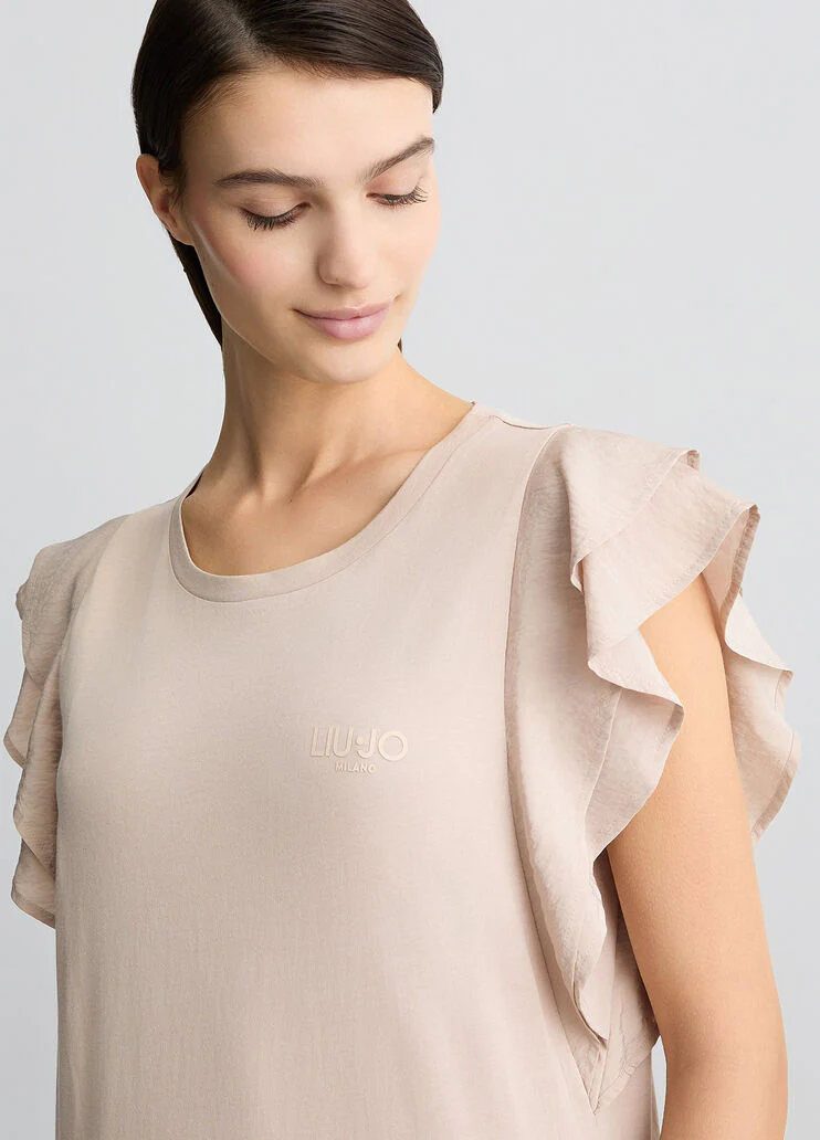 T-shirt with ruching