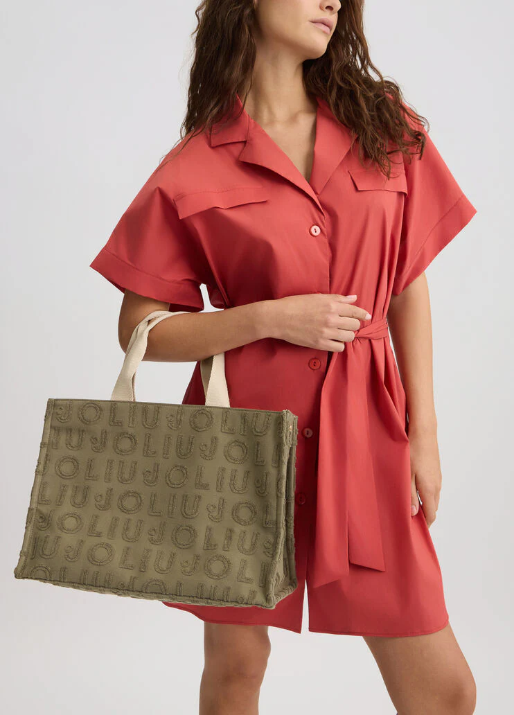 Jacquard bag with logo