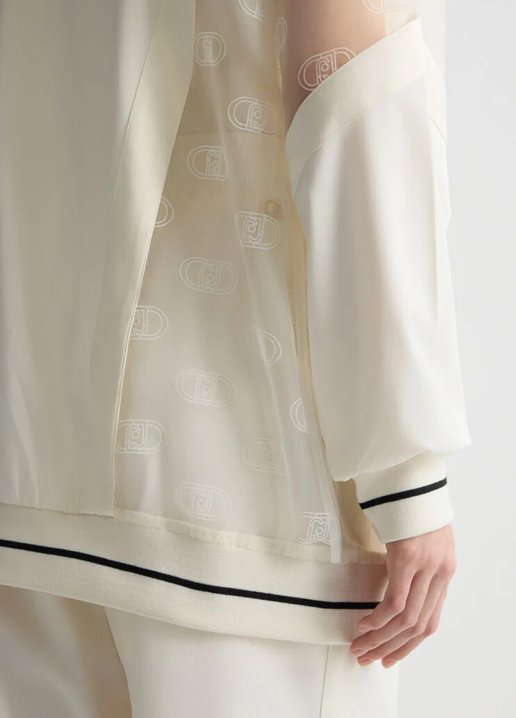 Jacket with zip and logo