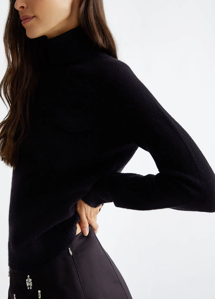 Wool-blend polo-neck with logo