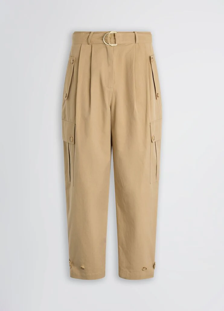 Cropped cargo trousers