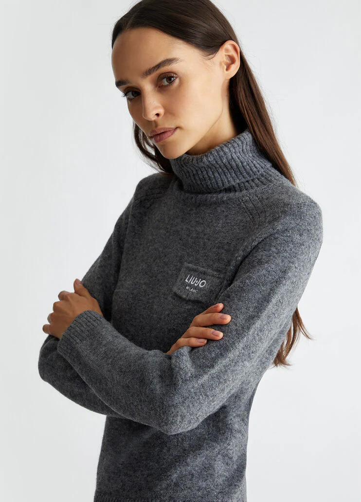 Wool-blend polo-neck with logo