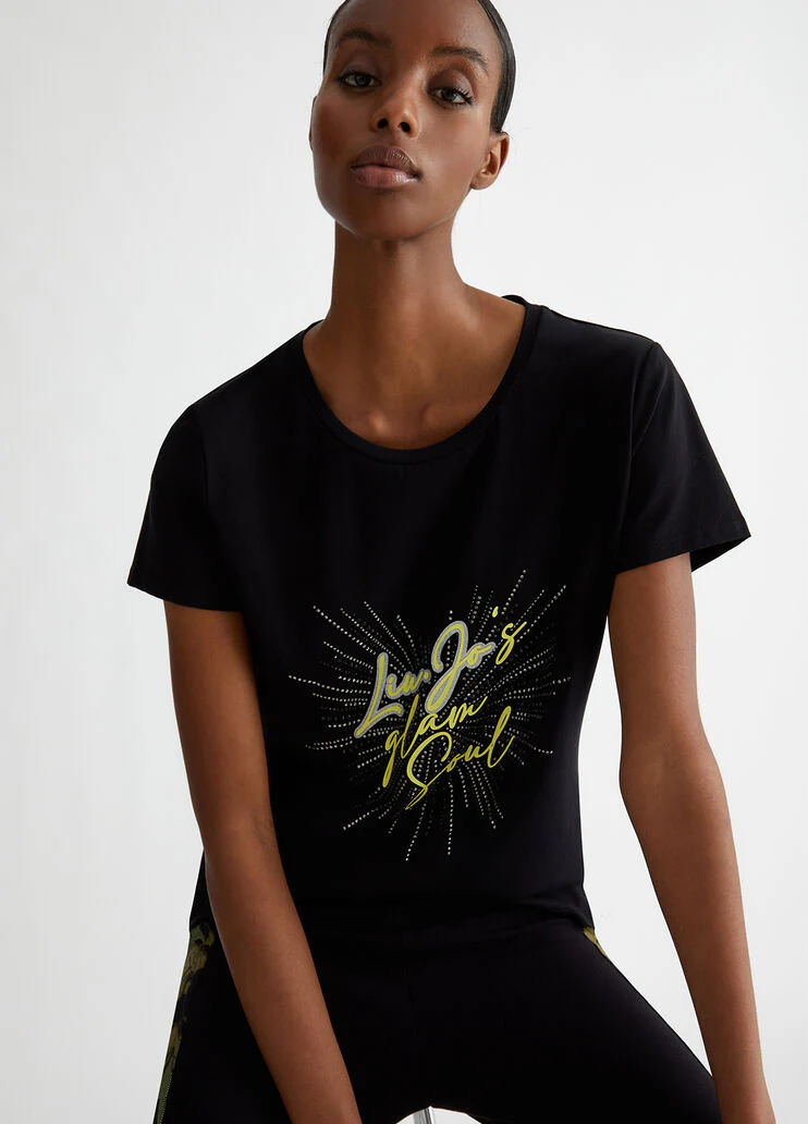 T-shirt with print and appliqués