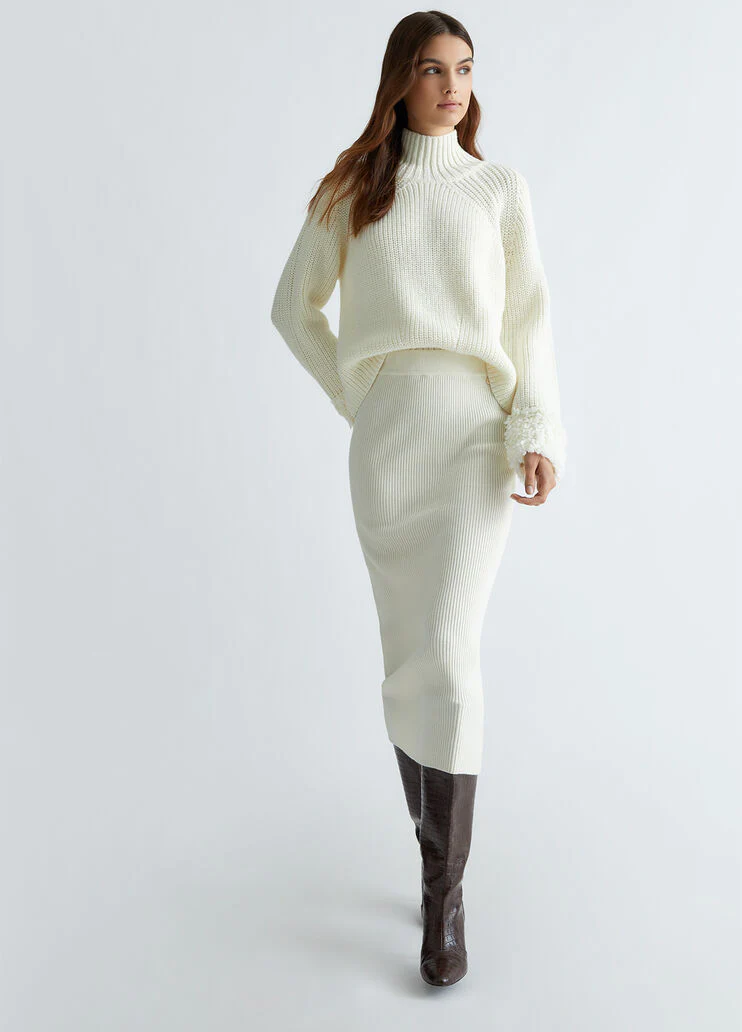 White wool jumper