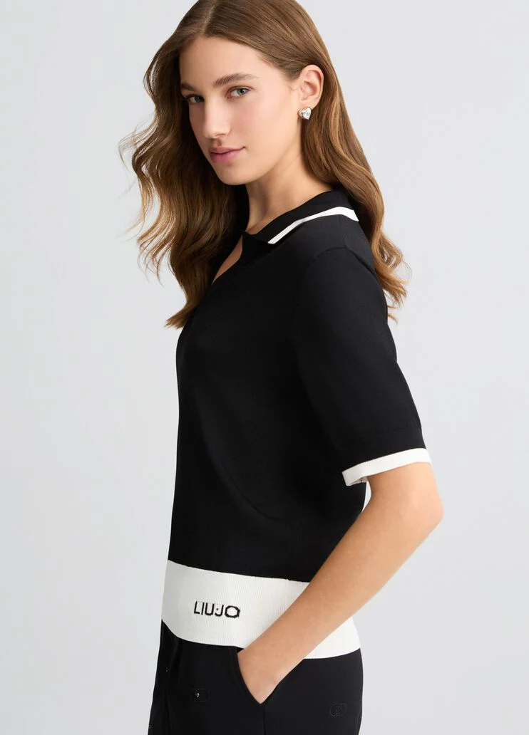 Black and white ribbed jumper