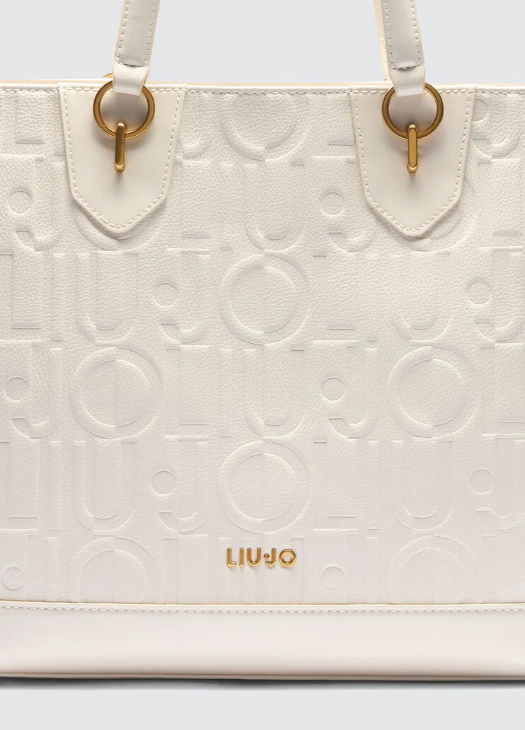 Shopping bag with logo and chain