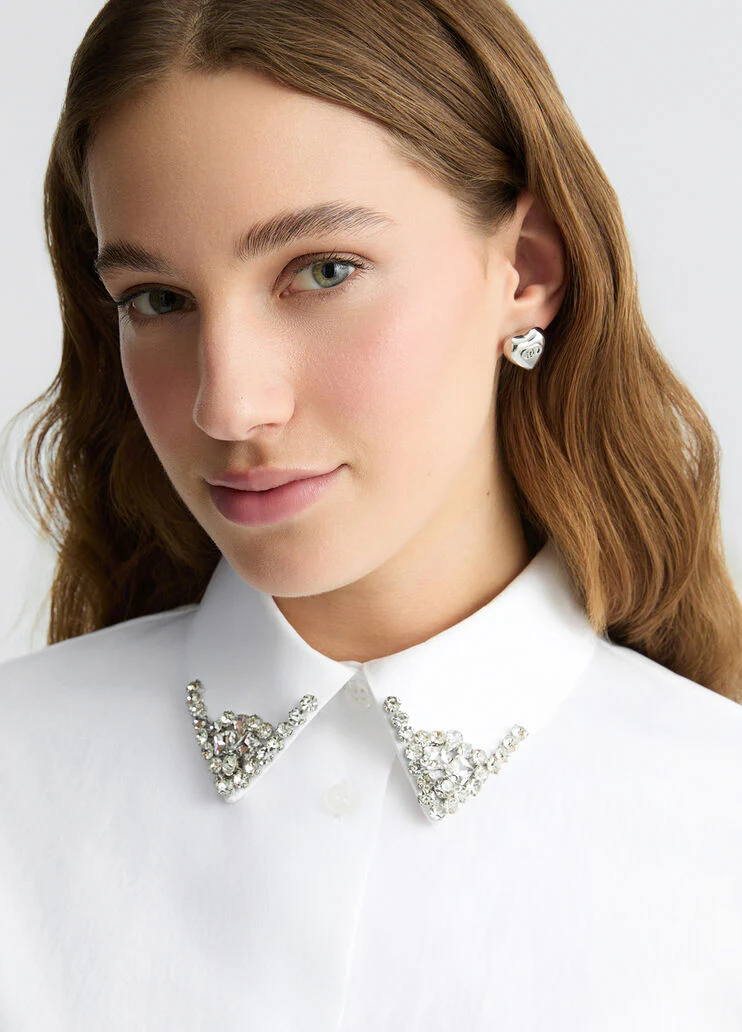 White shirt with bejewelled embellishment