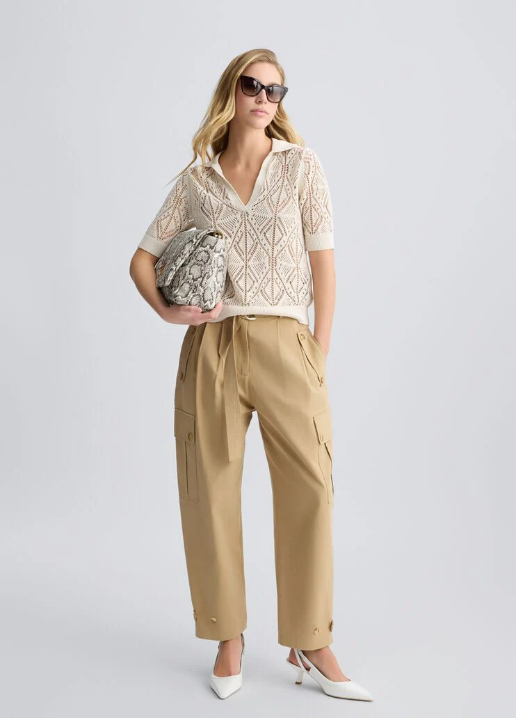 Cropped cargo trousers