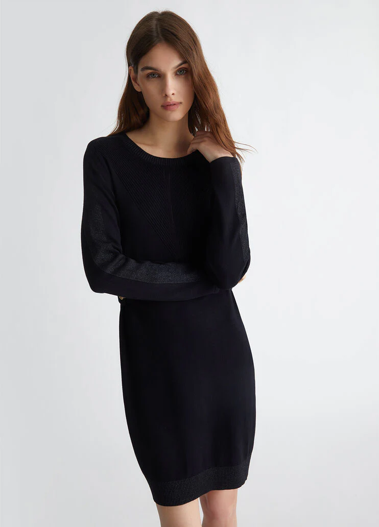 Knit dress