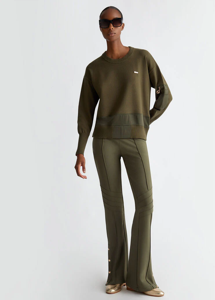 Crew-neck sweater with pocket