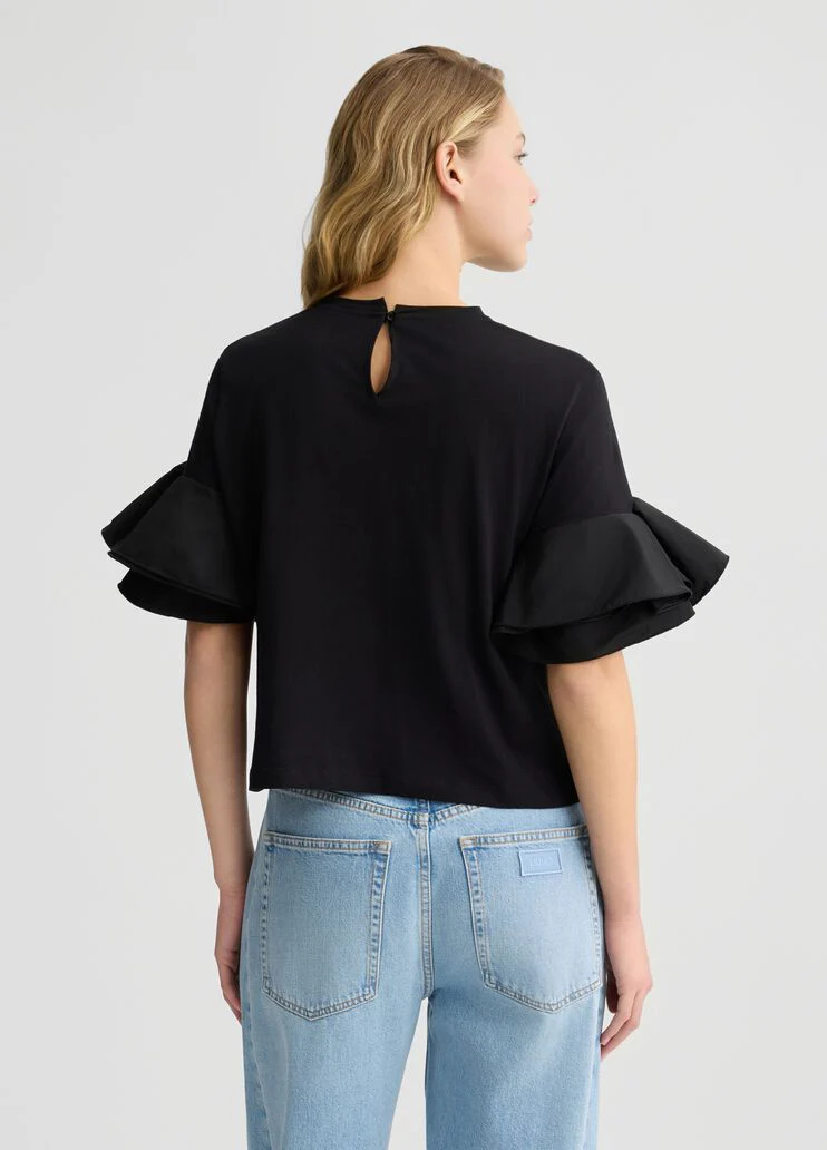 Black T-shirt with black flounced detailing