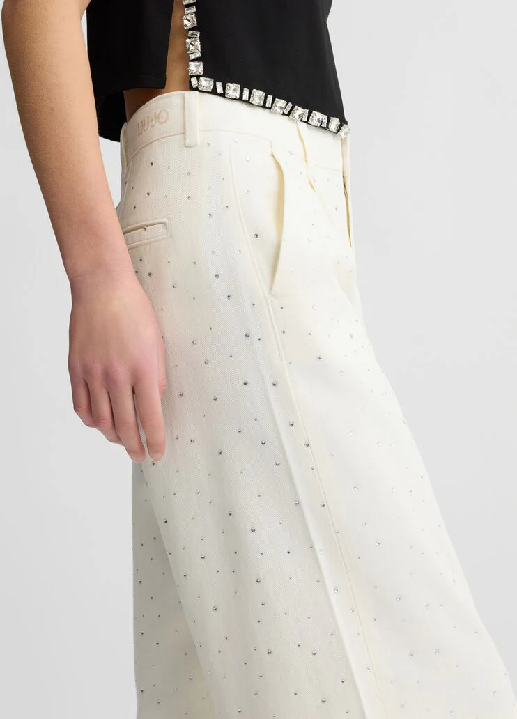 Flared jeans with rhinestones