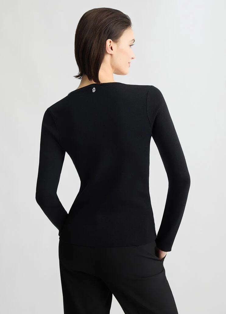 Jumper with gemstones