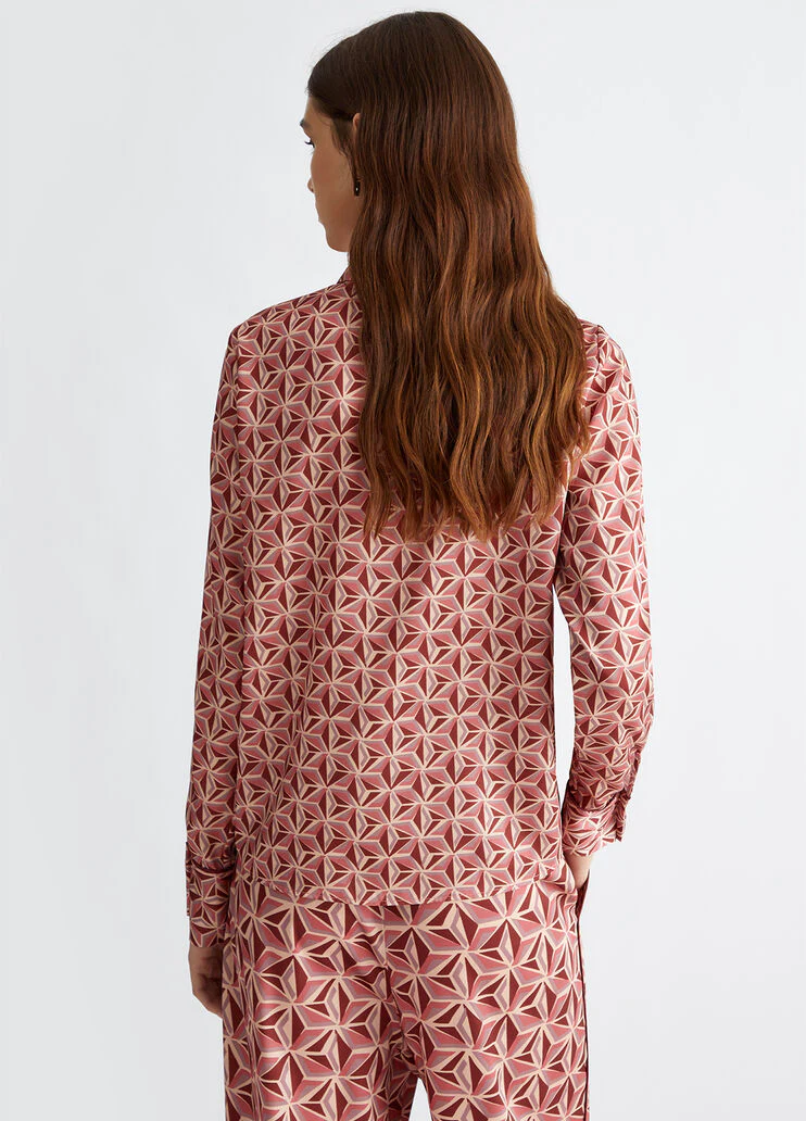 Shirt with geometric print
